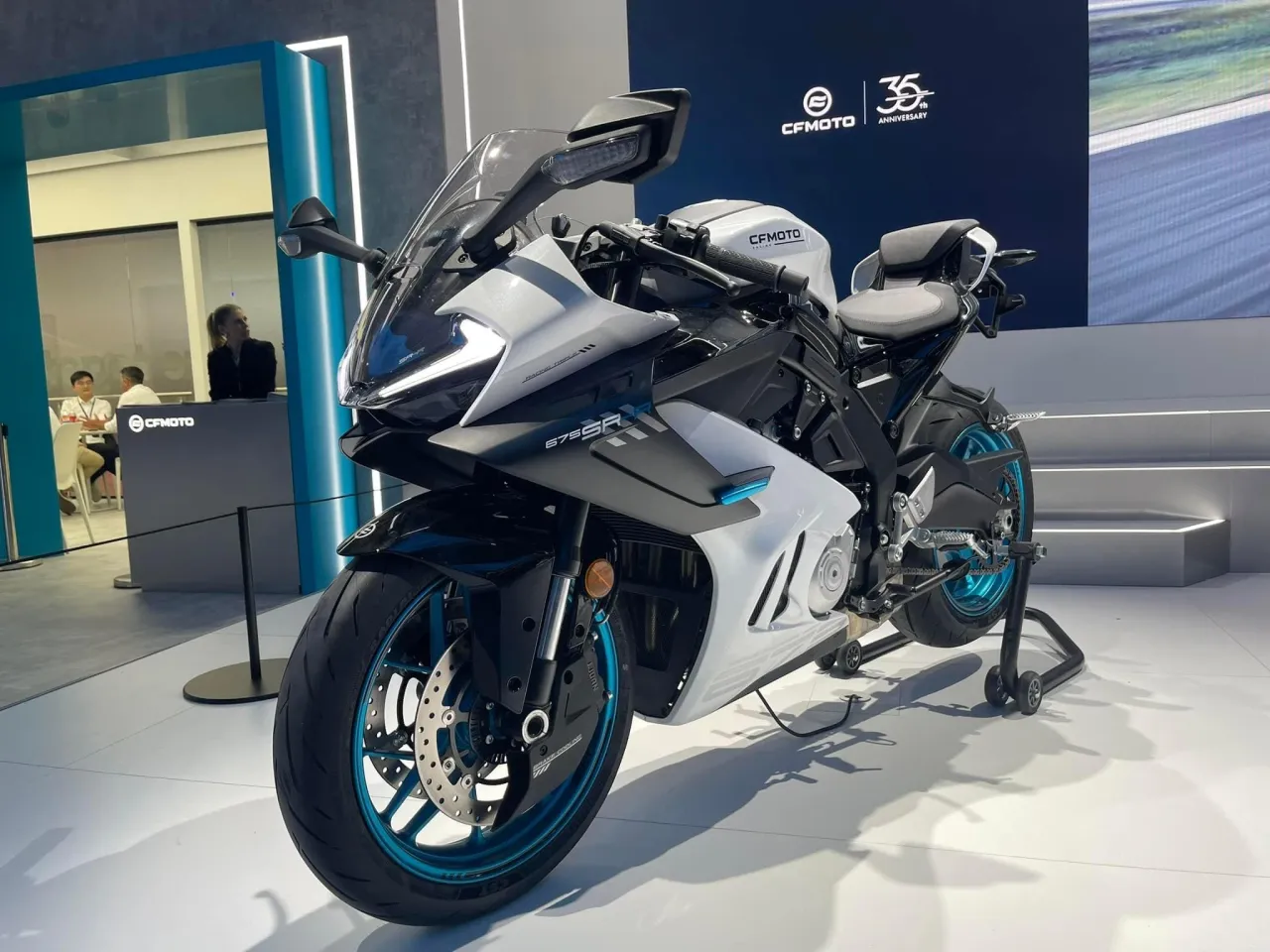 CFMoto 675 SR sport motorcycle