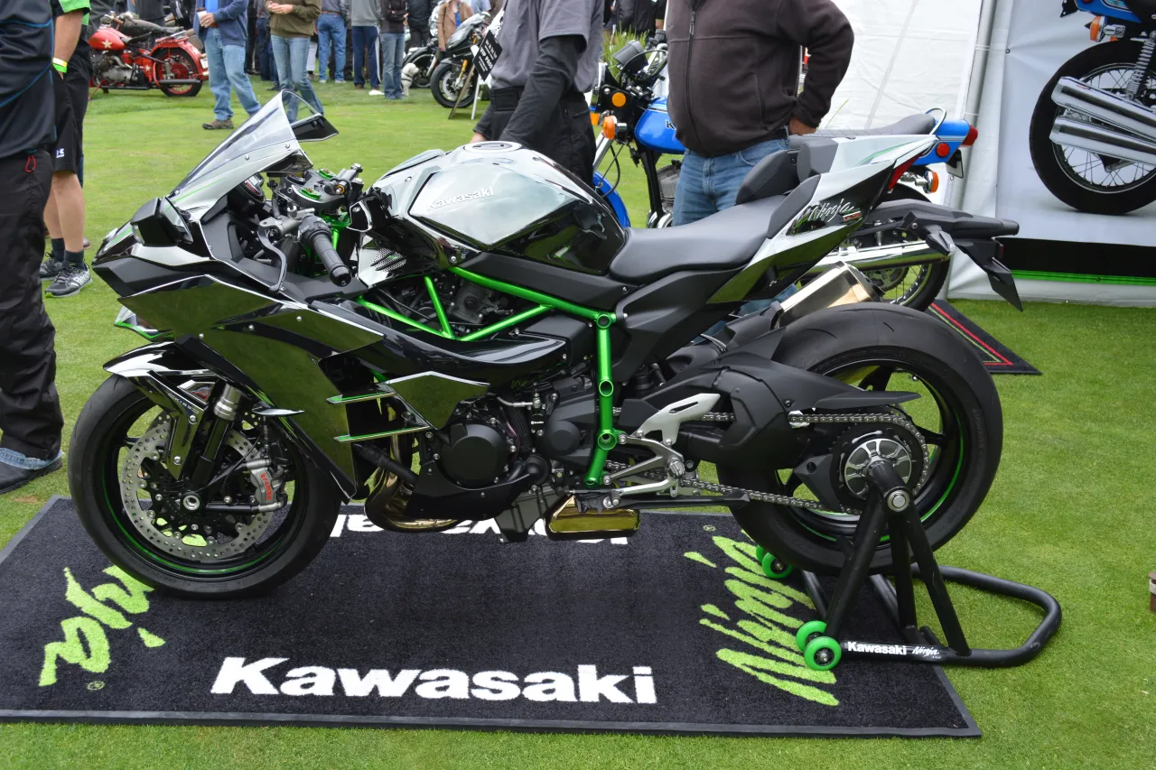 2015 Kawasaki Ninja H2 driekwart aanzicht