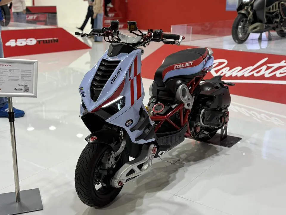 Italjet Dragster 125 scooter 2026