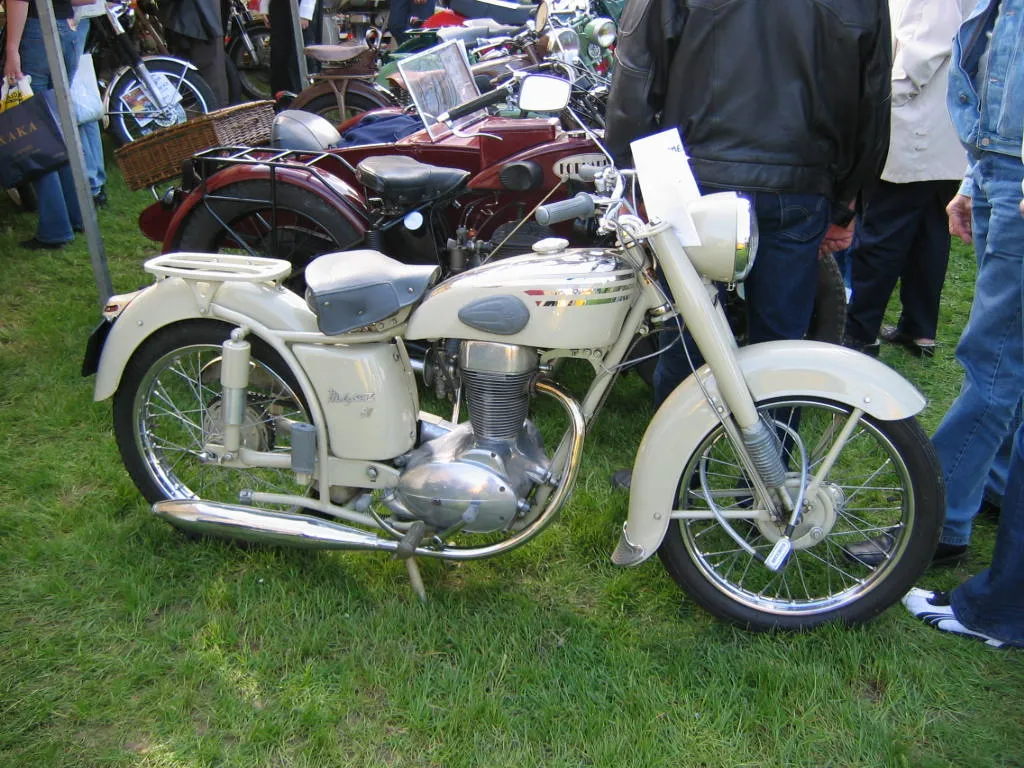 Motobécane Z27C bromfiets uit 1958