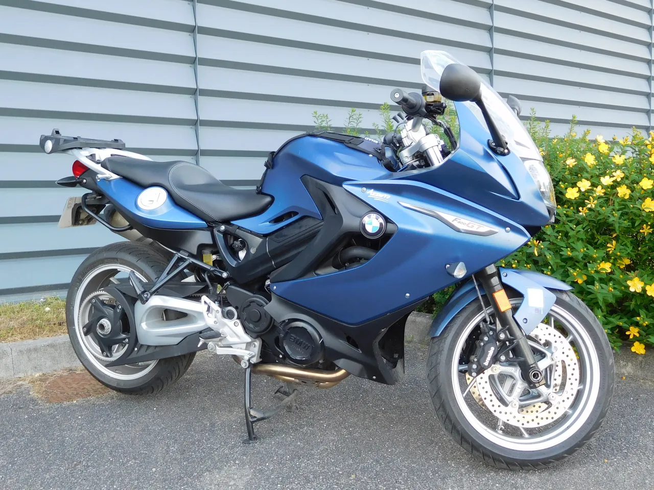 BMW F800GT zijaanzicht