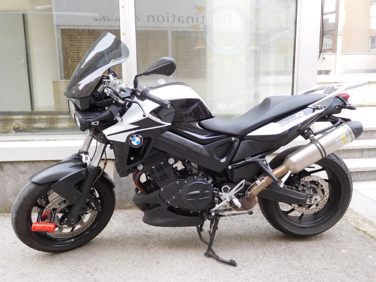 BMW F 800 R linker zijaanzicht