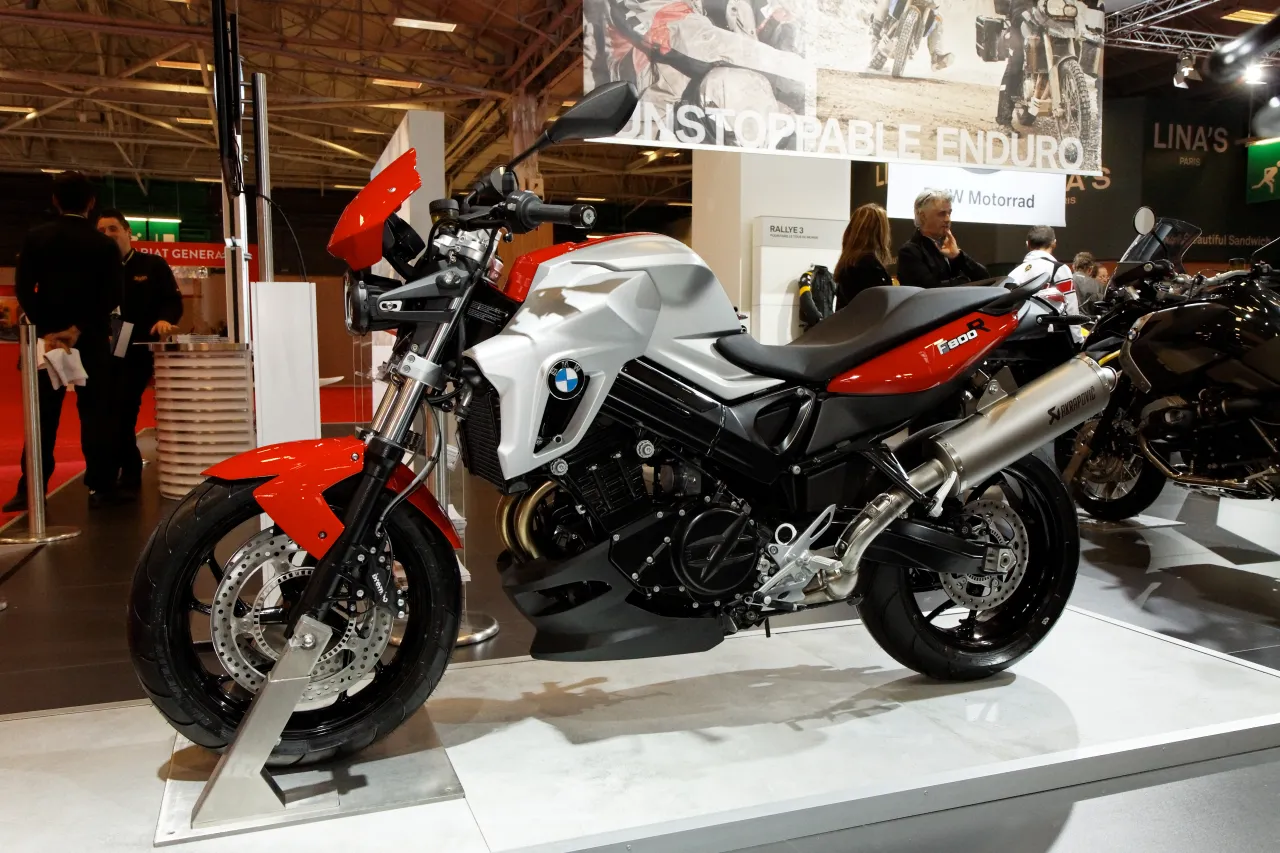 BMW F 800 R op de Paris Motor Show 2011