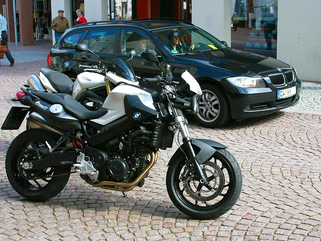 BMW F 800 R naked roadster side view