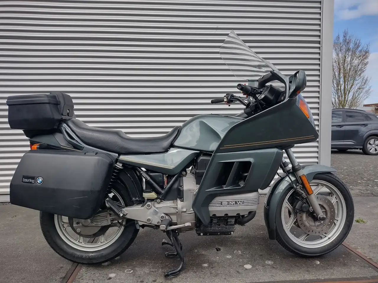 BMW K 100 classic Flying Brick side view