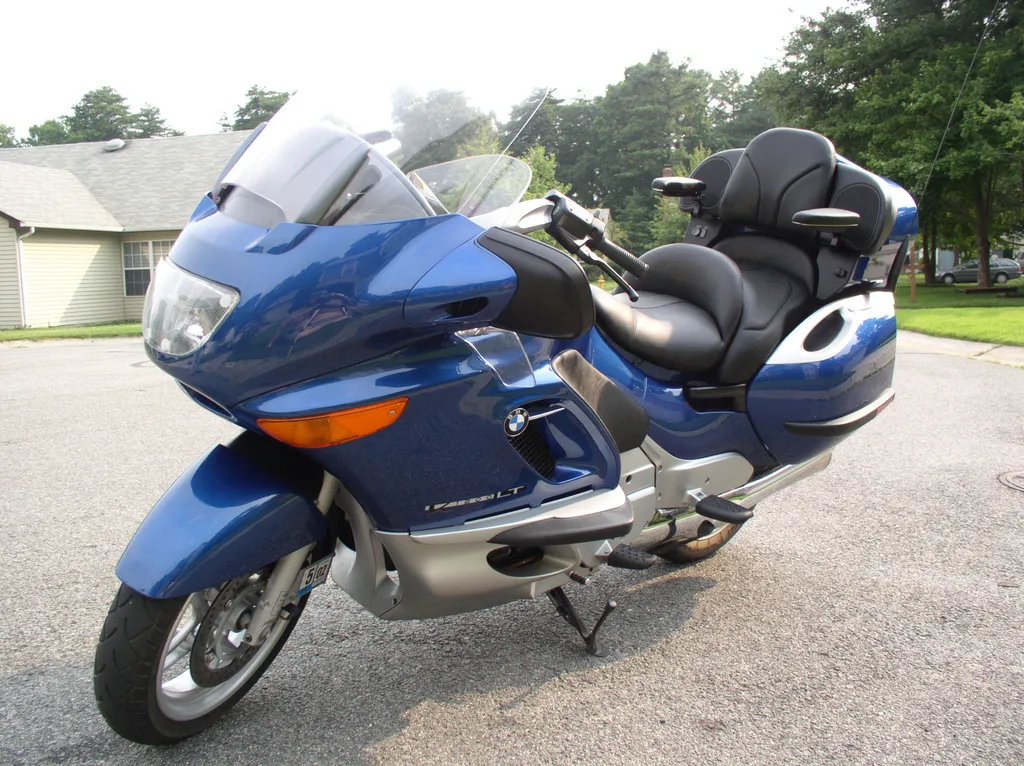 BMW K1200LT blauw linker zijaanzicht