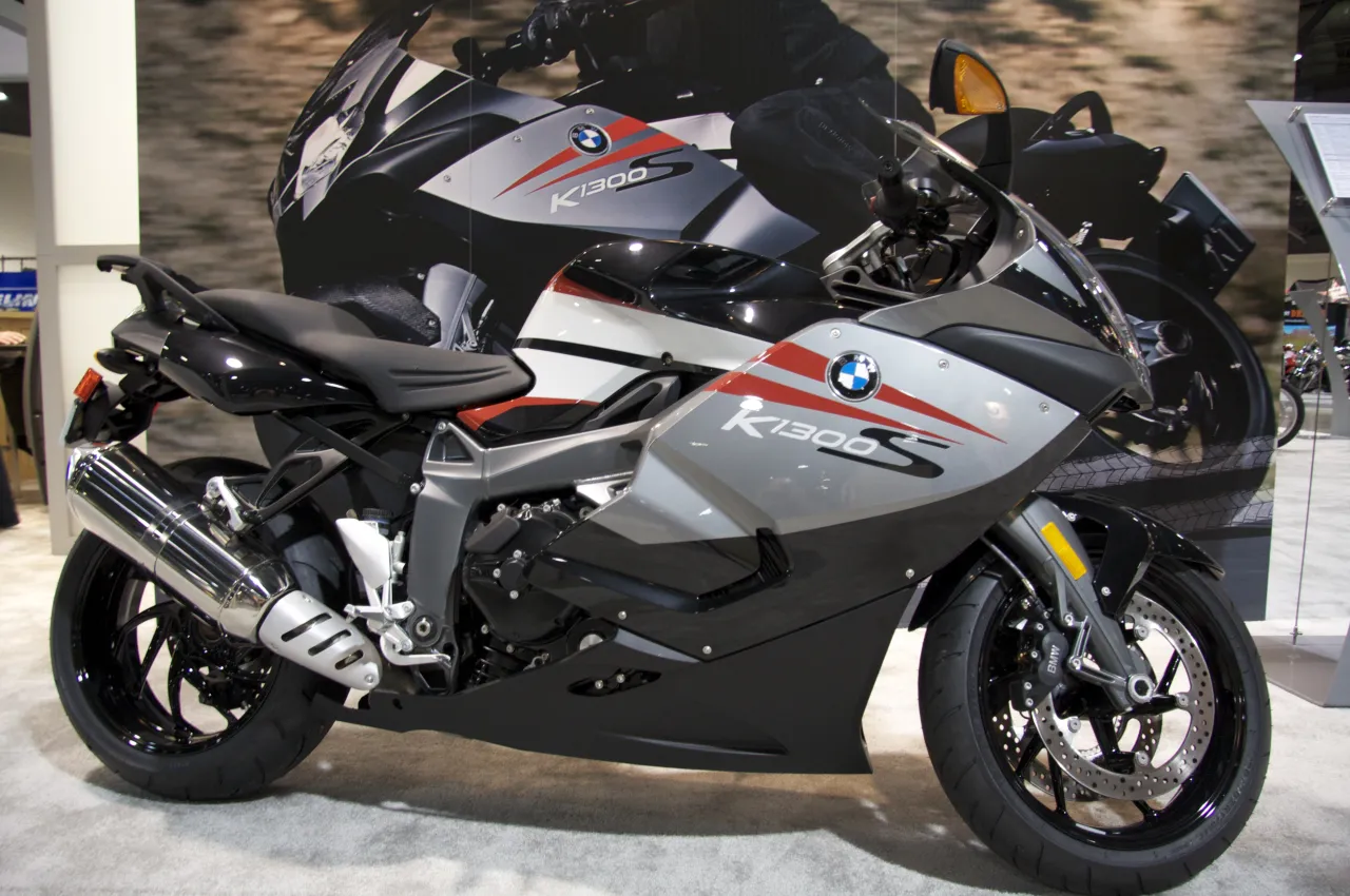 BMW K 1300 S sport-tourer zijaanzicht