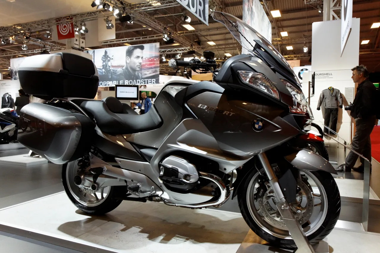 BMW R 1200 RT 2011 Paris show