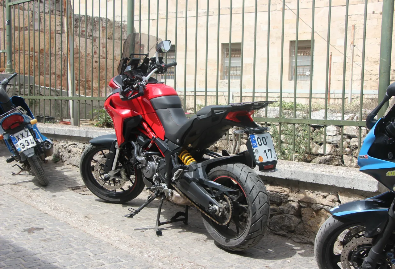 Ducati Multistrada 950 S achteraanzicht