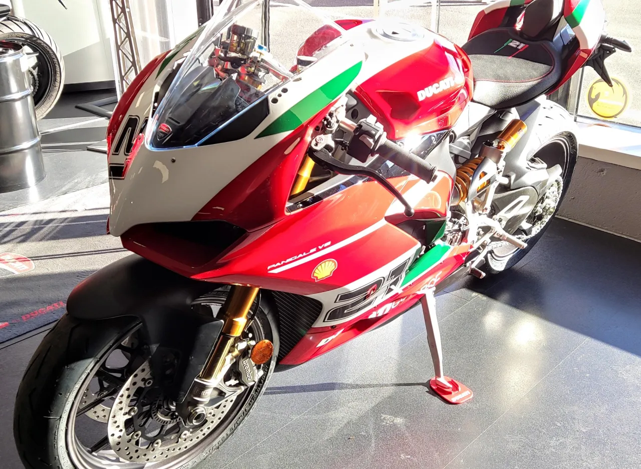 Ducati Panigale V2 Bayliss