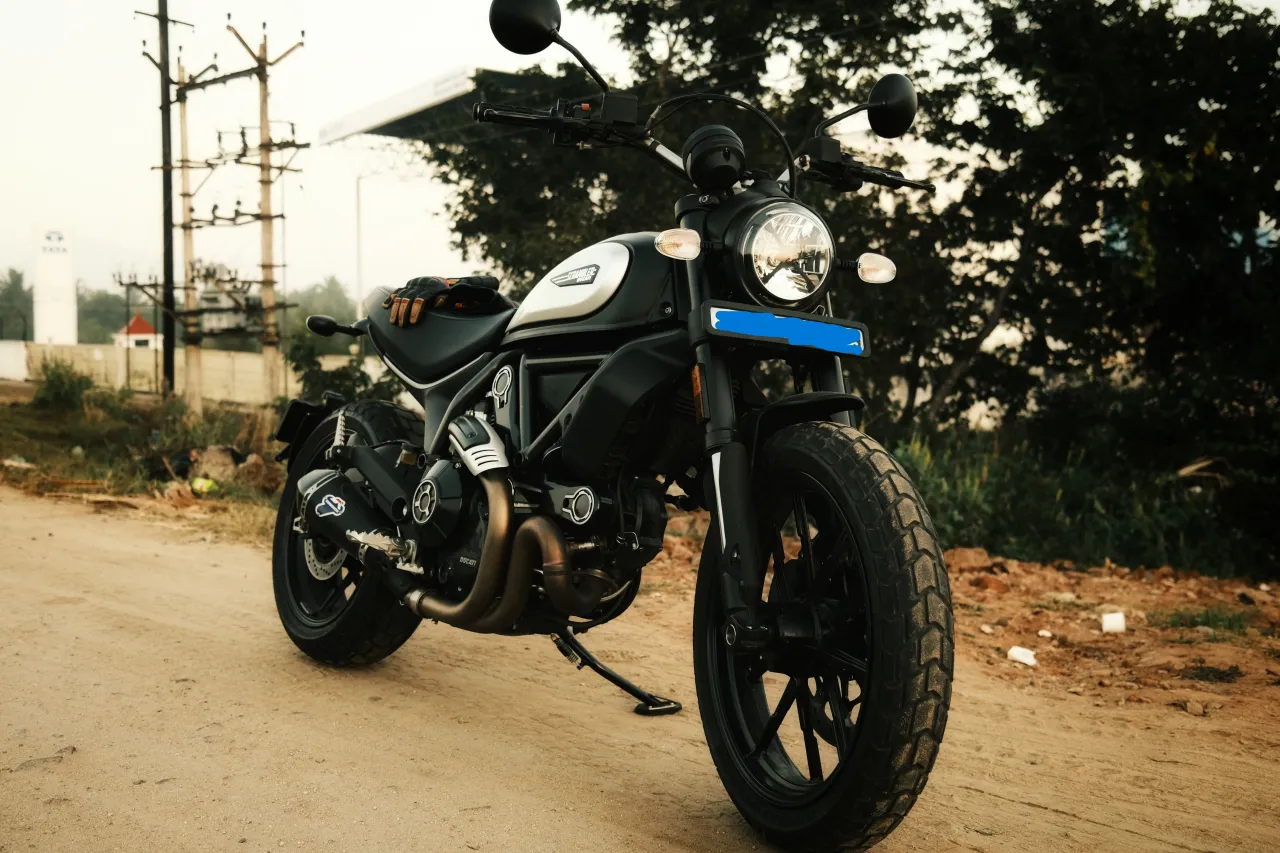 Ducati Scrambler Icon Dark