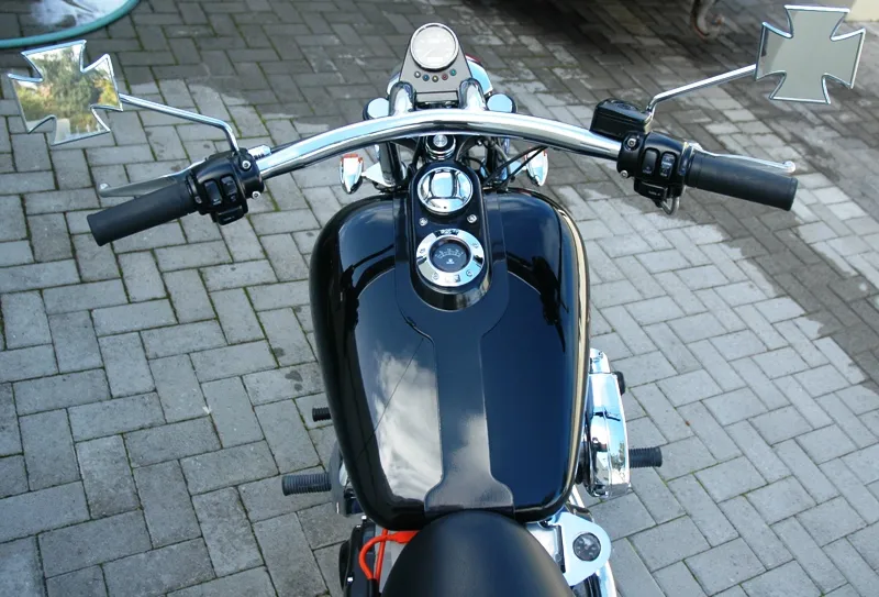 Harley-Davidson 1999 Dyna Super Glide FXD