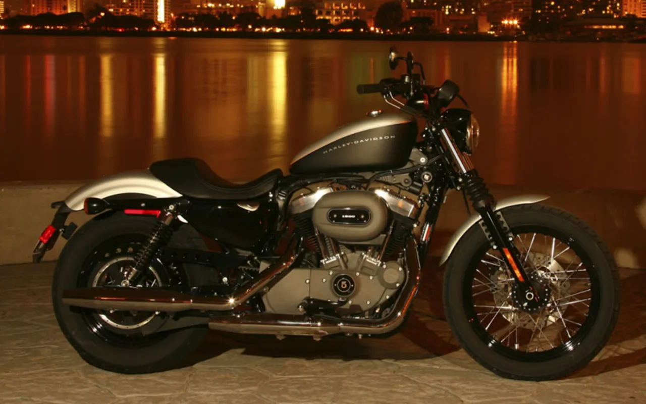 Harley-Davidson XL1200N Sportster 1200 Nightster 2008 side view