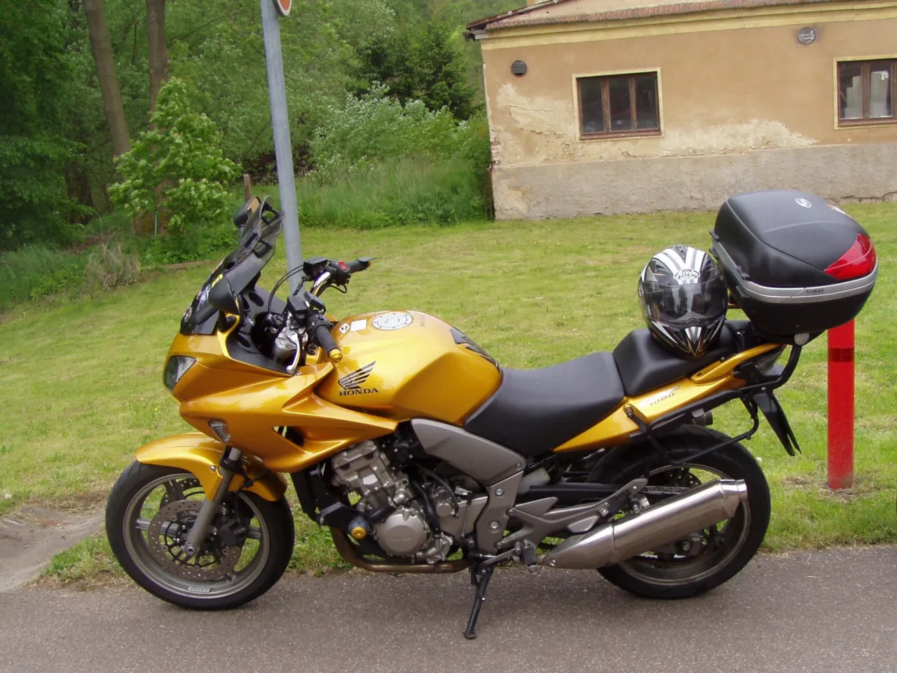 Honda CBF1000 rechterzijde