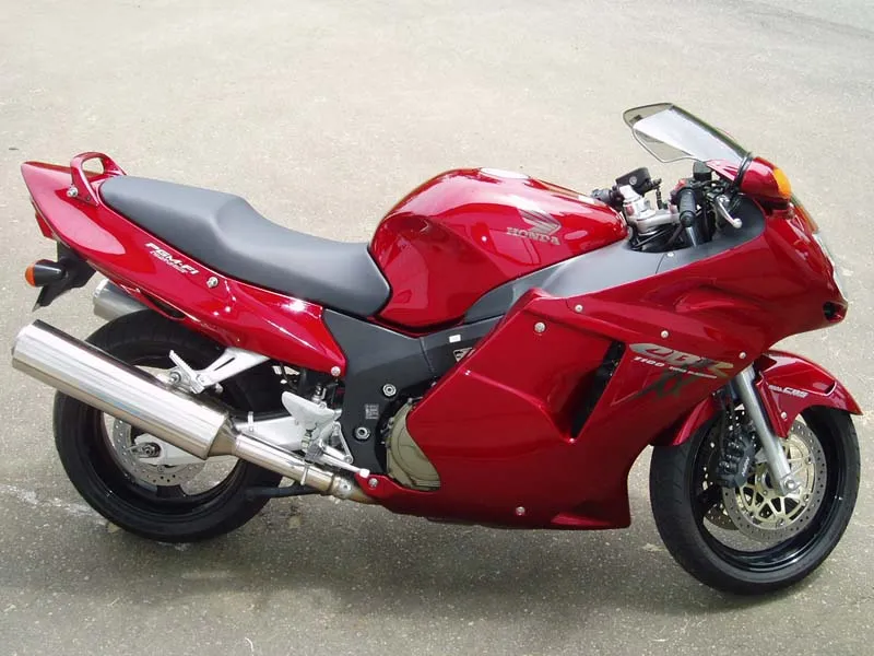 Honda CBR 1100 XX Super Blackbird 1999 zijaanzicht