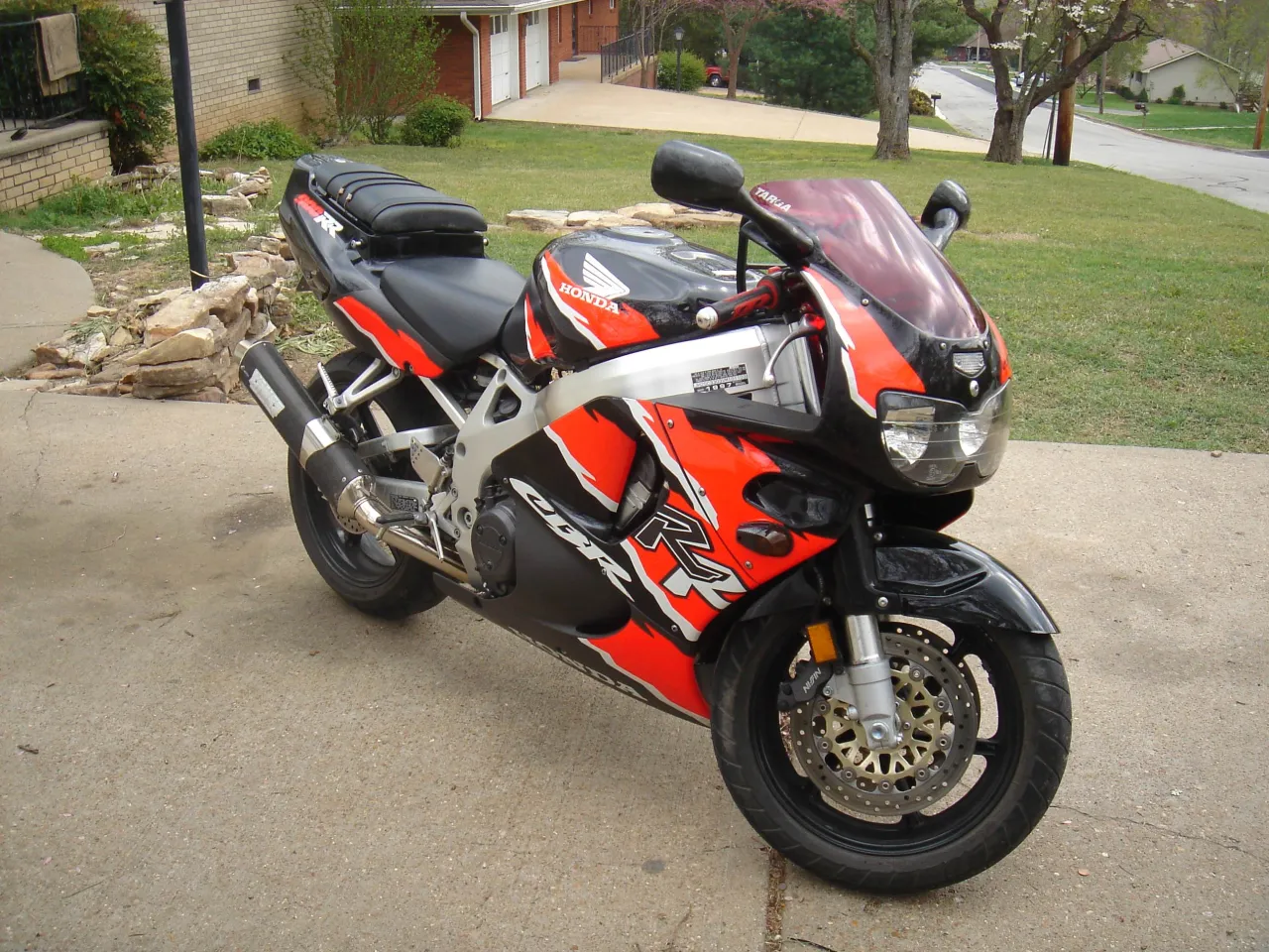 Honda CBR 900 RR Fireblade