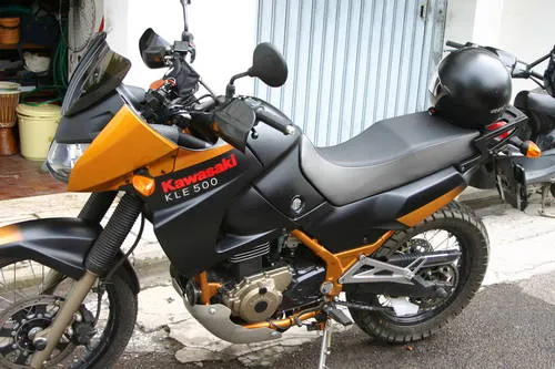 Kawasaki KLE 500 2005 zijaanzicht