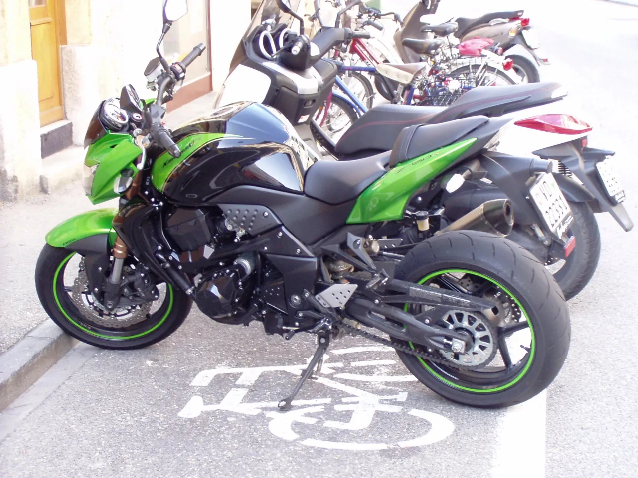 Kawasaki Z750 detail