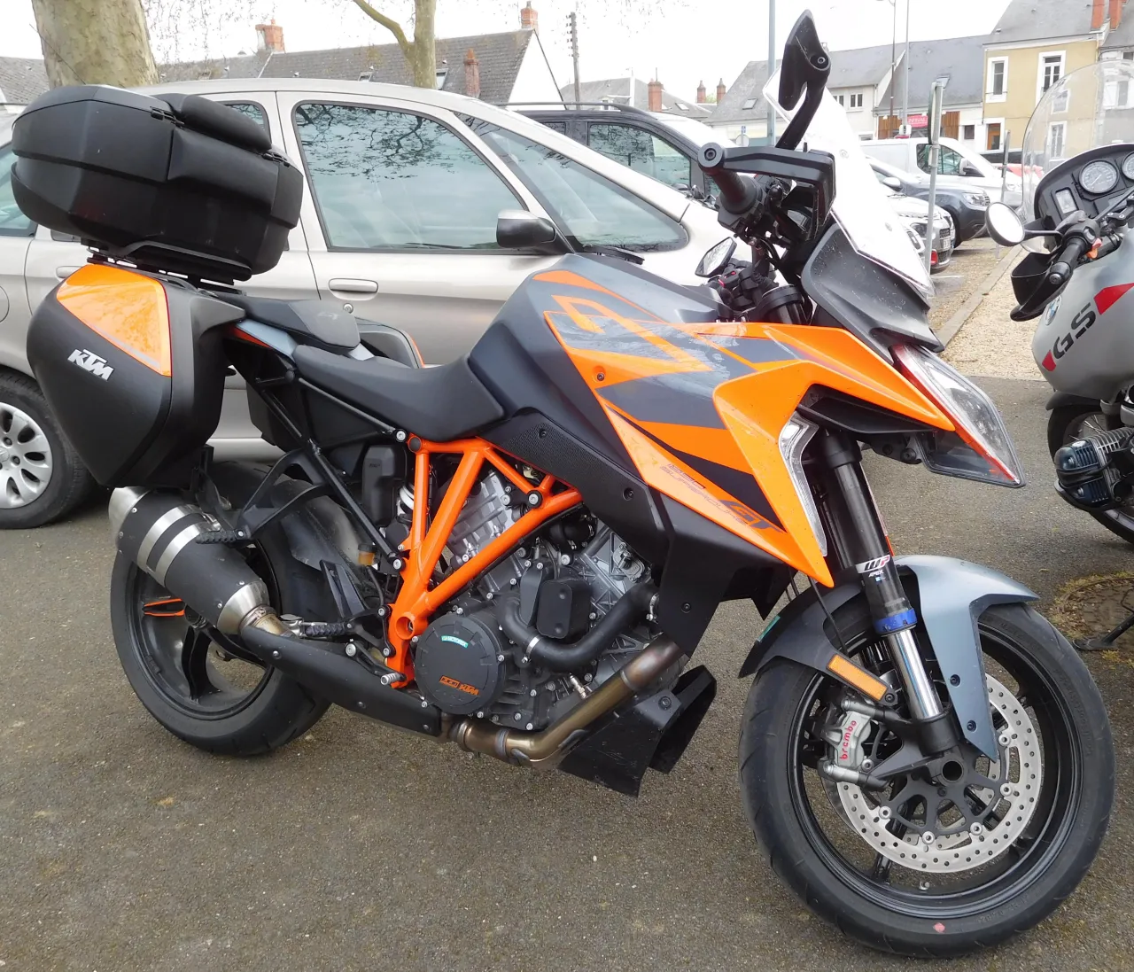 KTM 1290 Super Duke GT detailopname