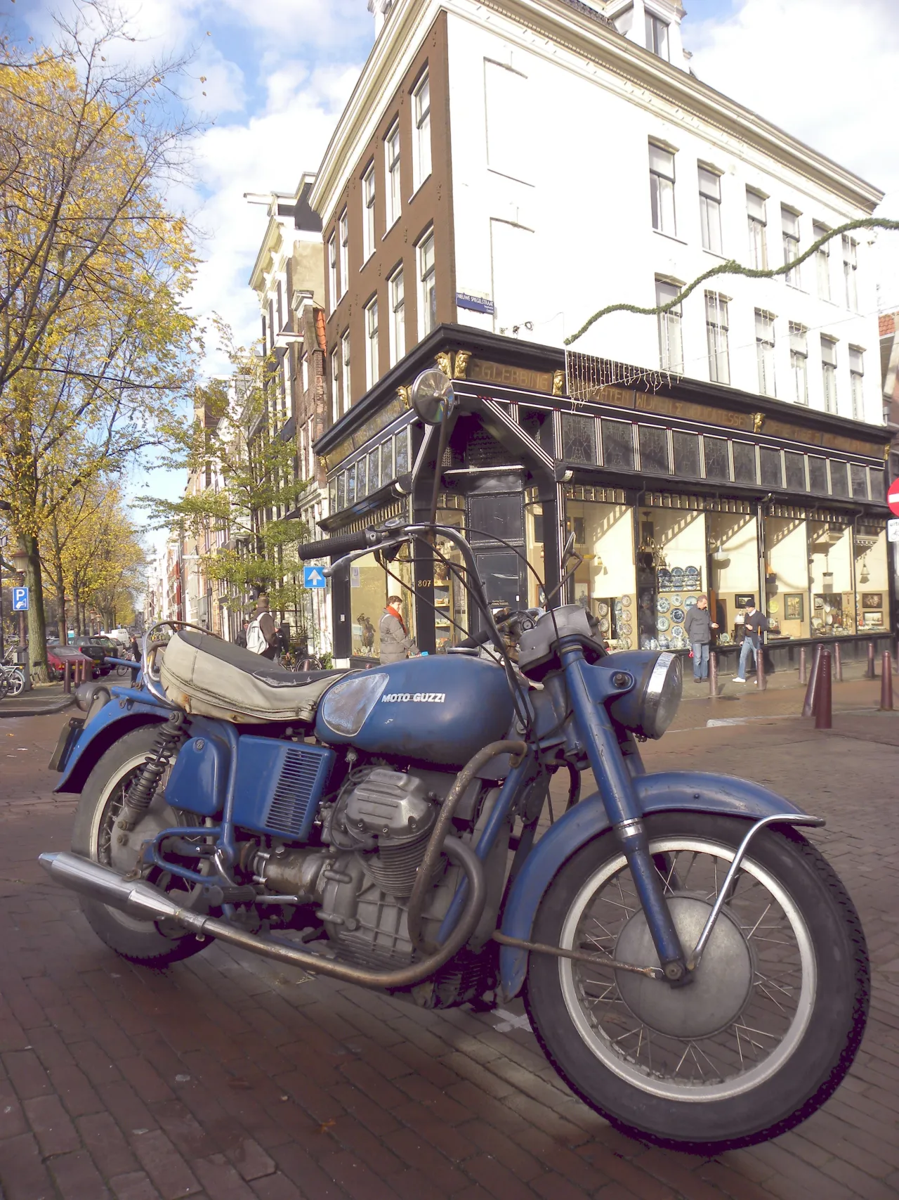 Moto Guzzi V7 Special klassieke naked