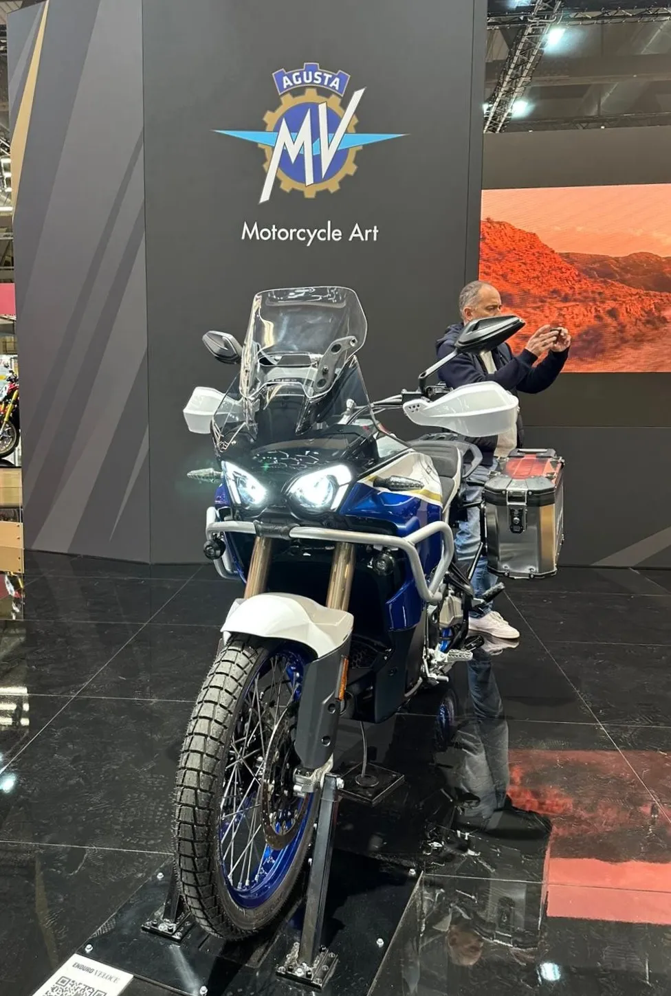 MV Agusta Enduro Veloce op EICMA 2025