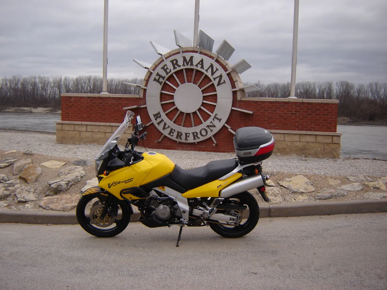 Suzuki V-Strom 1000 eerste generatie 2003