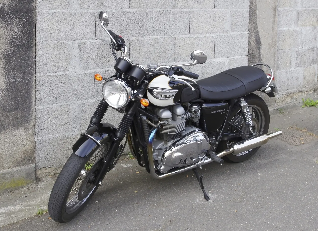 Triumph Bonneville 2012