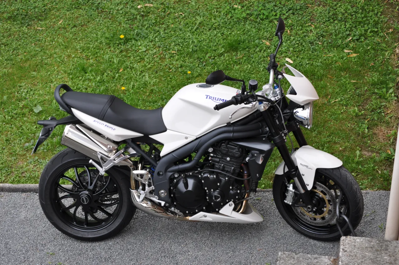 Triumph Speed Triple 2009 Fusion White