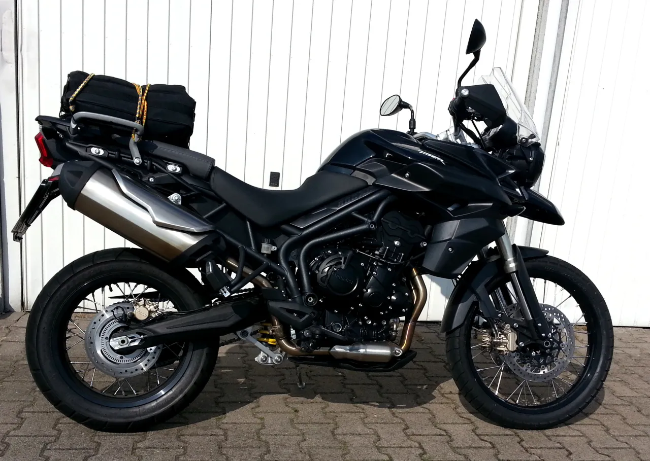 Triumph Tiger 800 XC zijaanzicht
