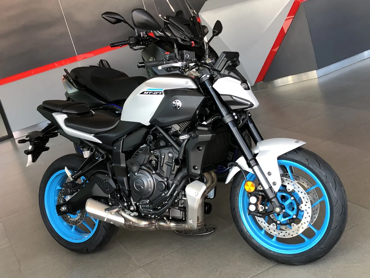 Yamaha MT-07 Y-AMT model 2025