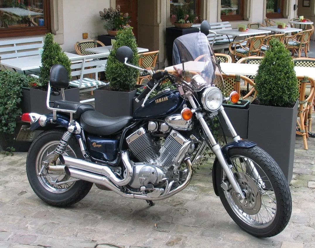 Yamaha XV750 Virago cruiser motorcycle side view