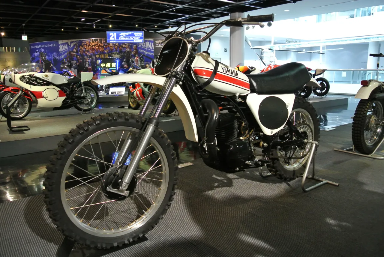 Yamaha YZ250 OW12 uit 1974, het originele model