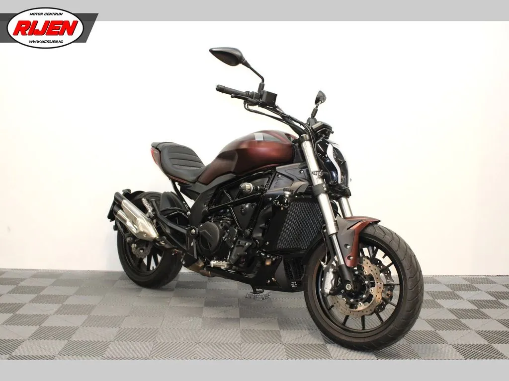 Benelli 502 C