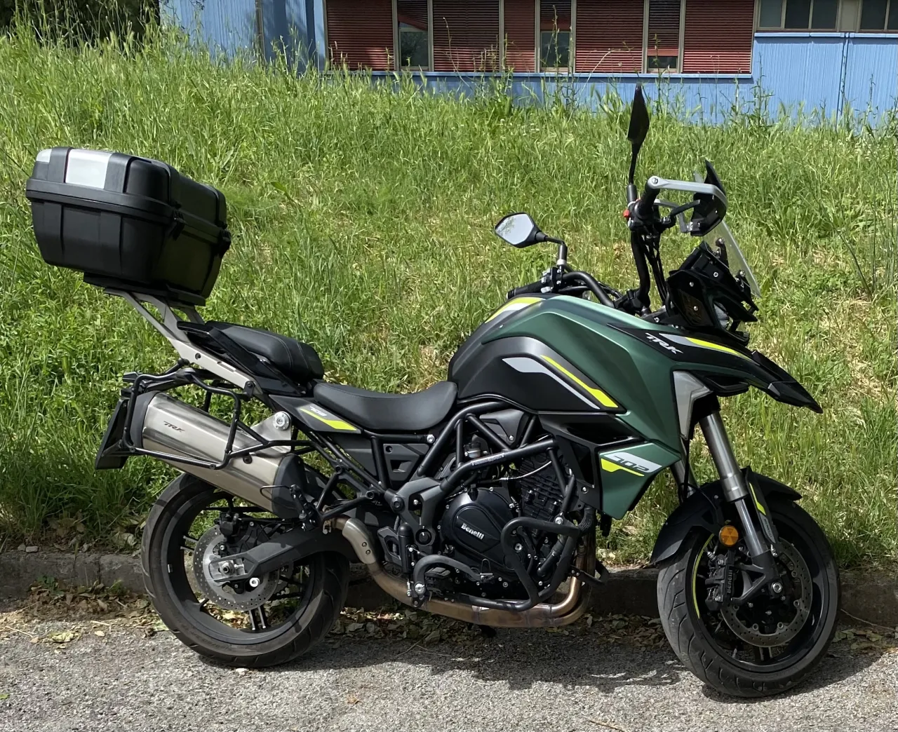 Benelli TRK 702 2024 modeljaar