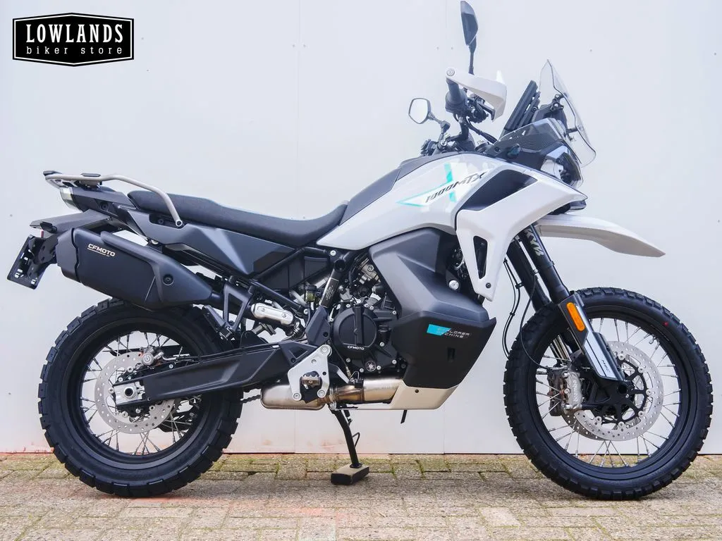 CFMoto 1000MT-X adventure motorfiets met spaakwielen