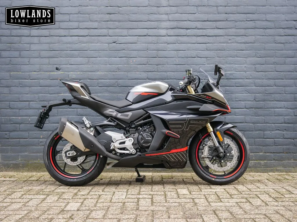 Cfmoto 450 SR