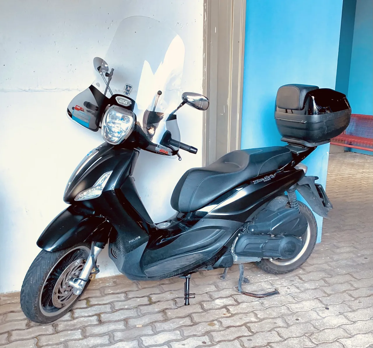Piaggio Beverly 300 i.e. politie-uitvoering