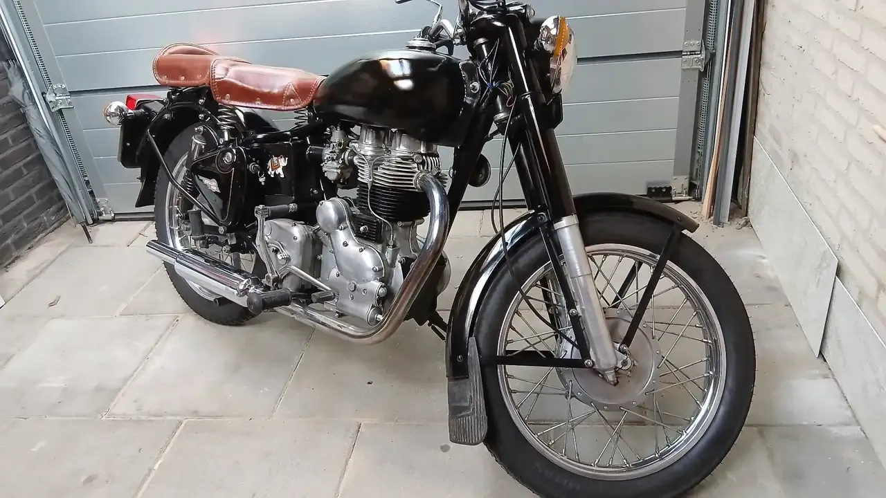 Royal Enfield Bullet 500