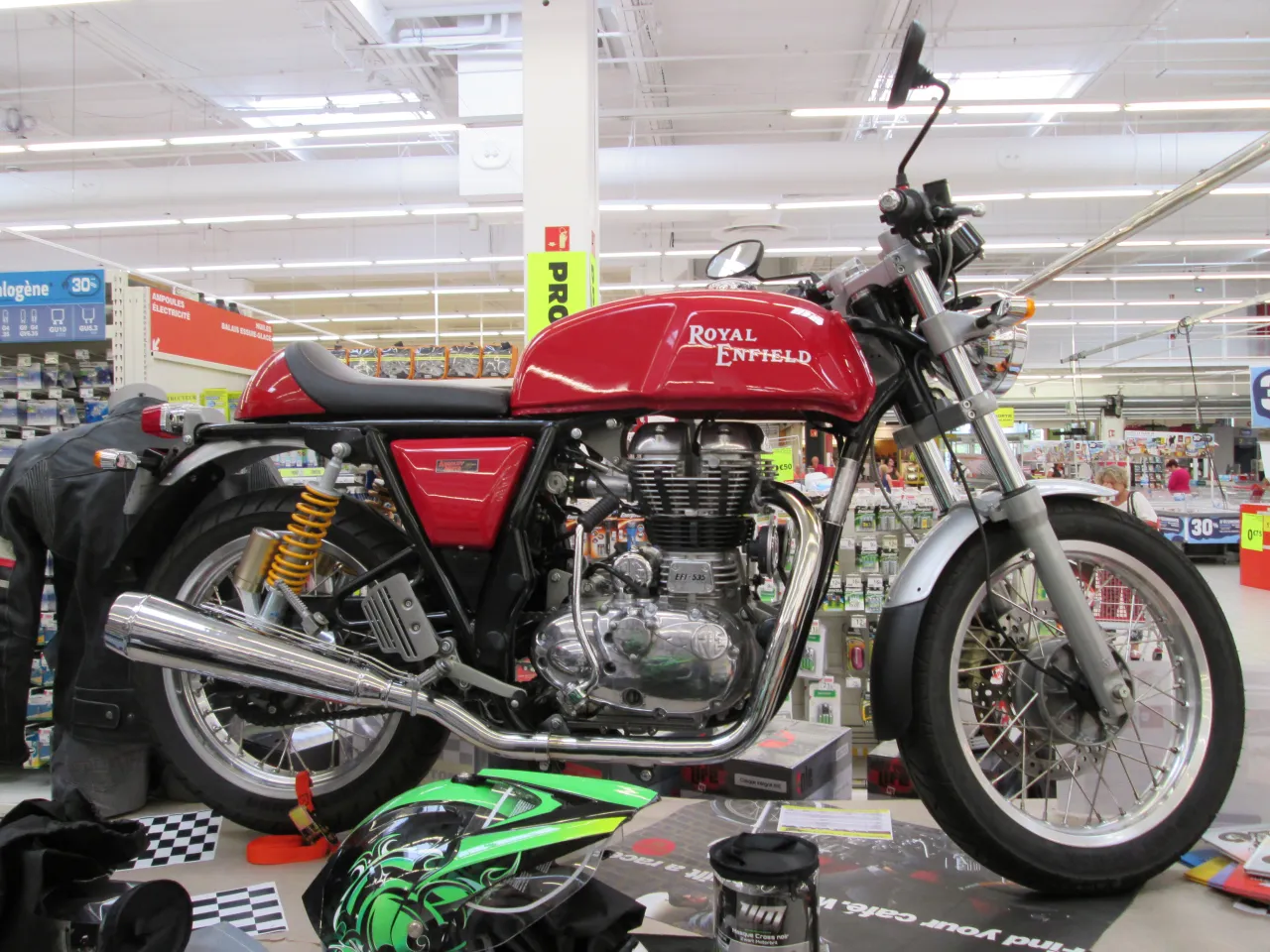 Royal Enfield Continental GT detail