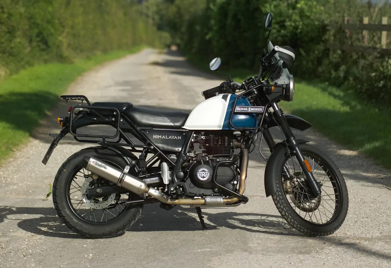 Royal Enfield Himalayan adventure motor