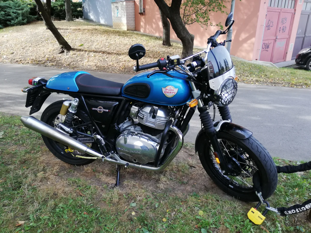 Royal Enfield Interceptor 650 detail