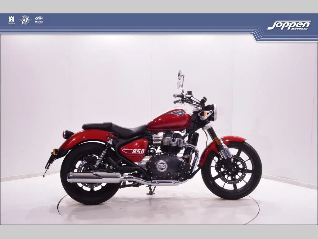 Royal Enfield Super Meteor 650