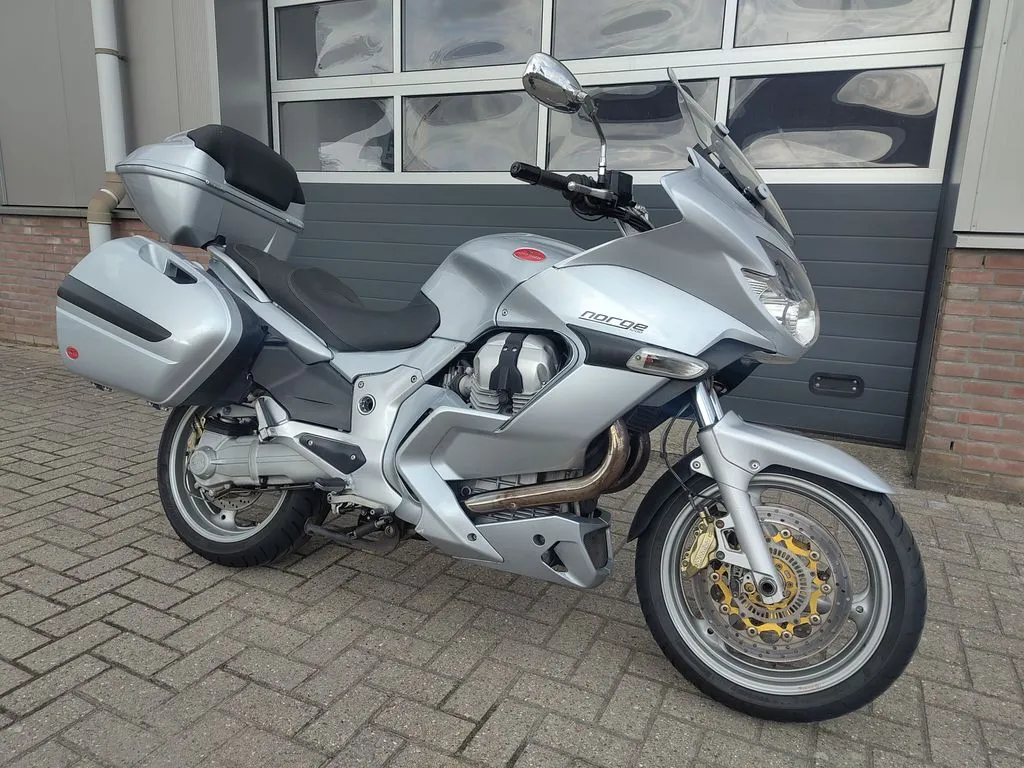 Moto Guzzi Norge 1200