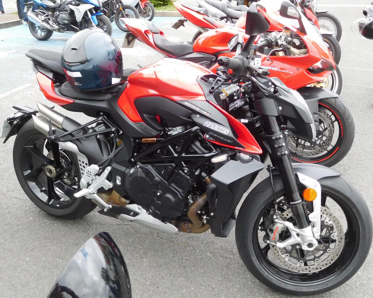 MV Agusta Brutale 1000 RS 2024 rechterzijde
