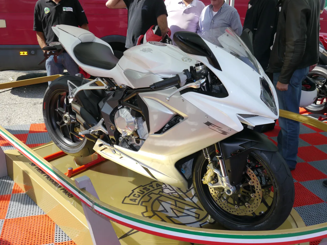 MV Agusta F3 vroege uitvoering