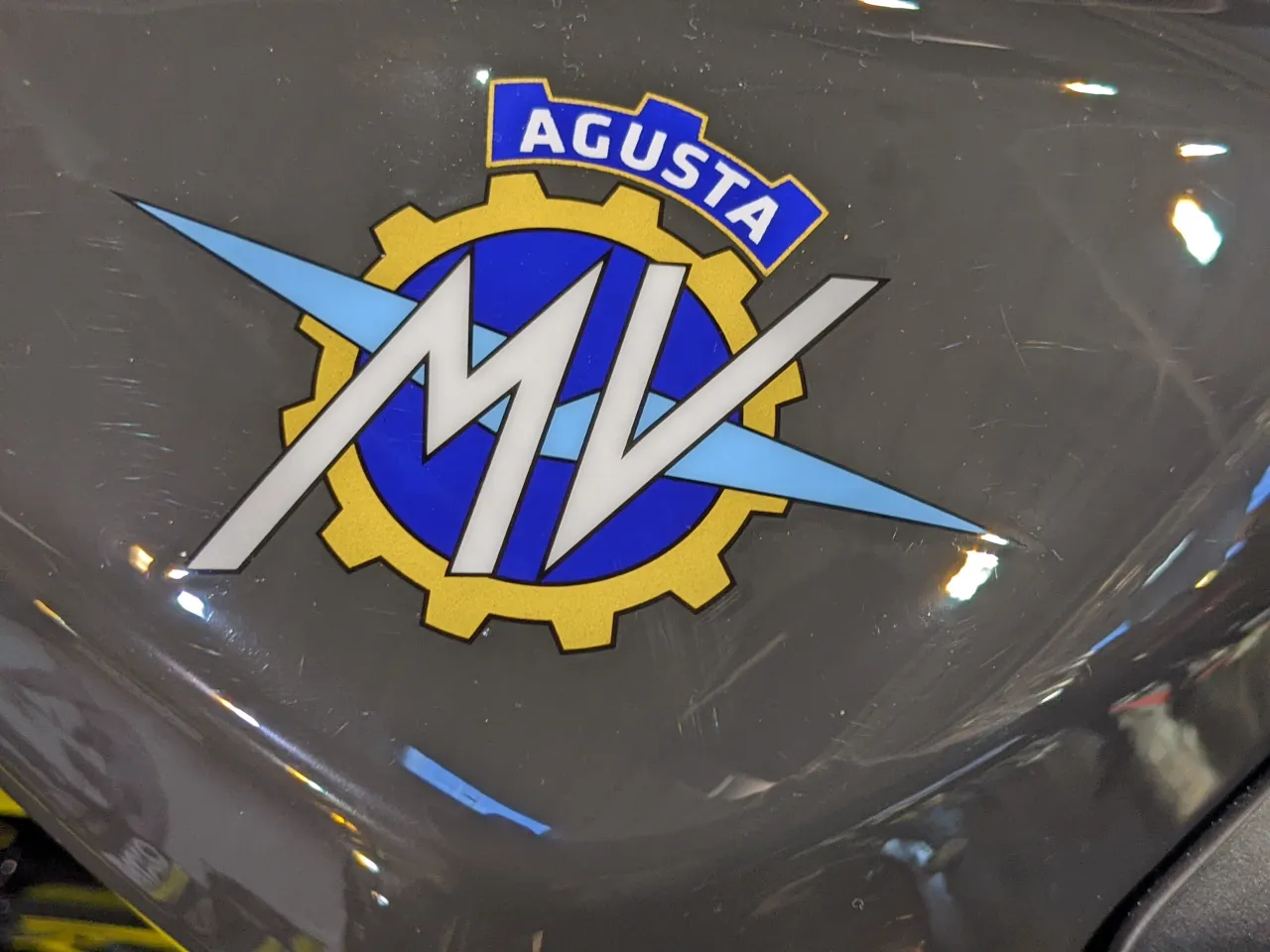 MV Agusta Rush 1000 vooraanzicht