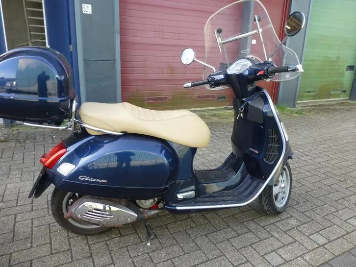 Piaggio GTS 250