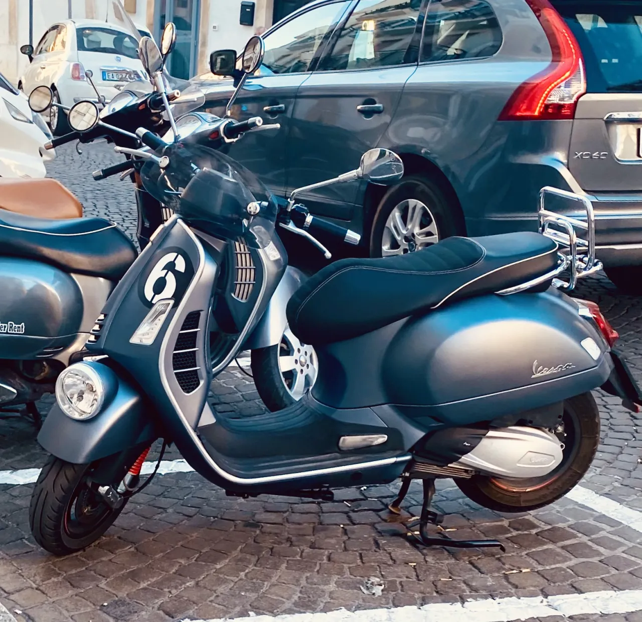 Vespa GTV Sei Giorni zijaanzicht