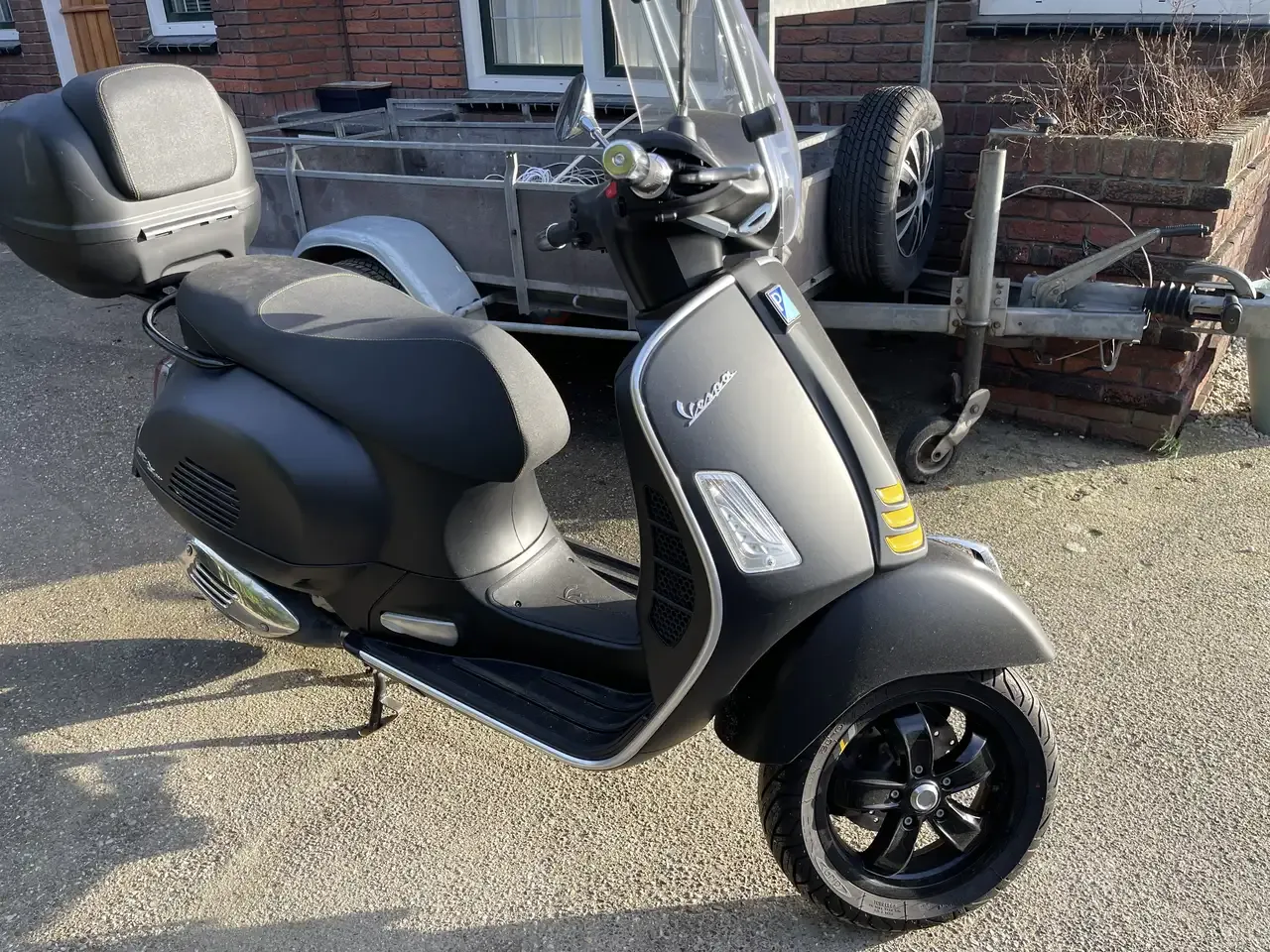 Vespa GTS Super Tech 300