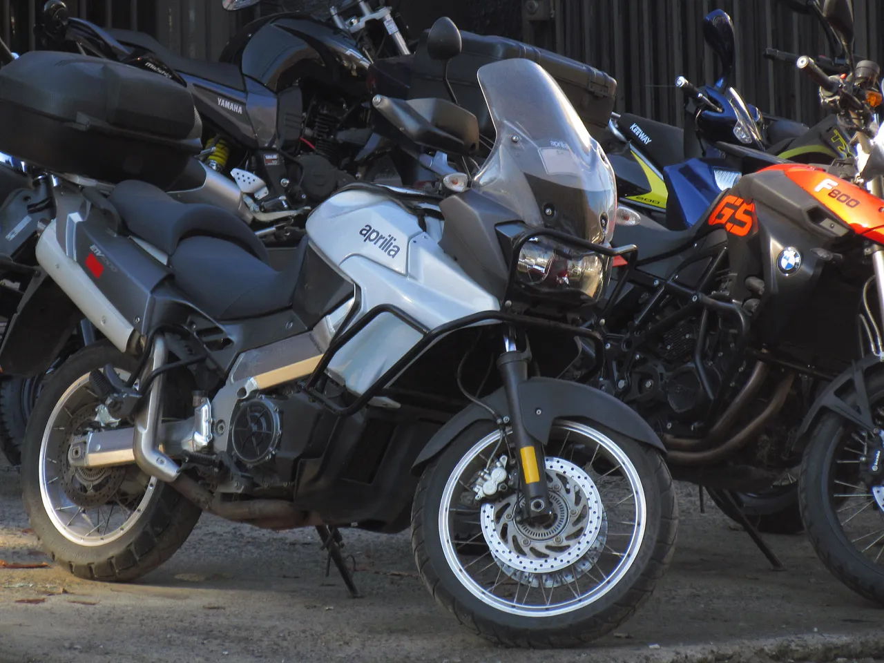 Aprilia ETV 1000 Caponord 2009 model